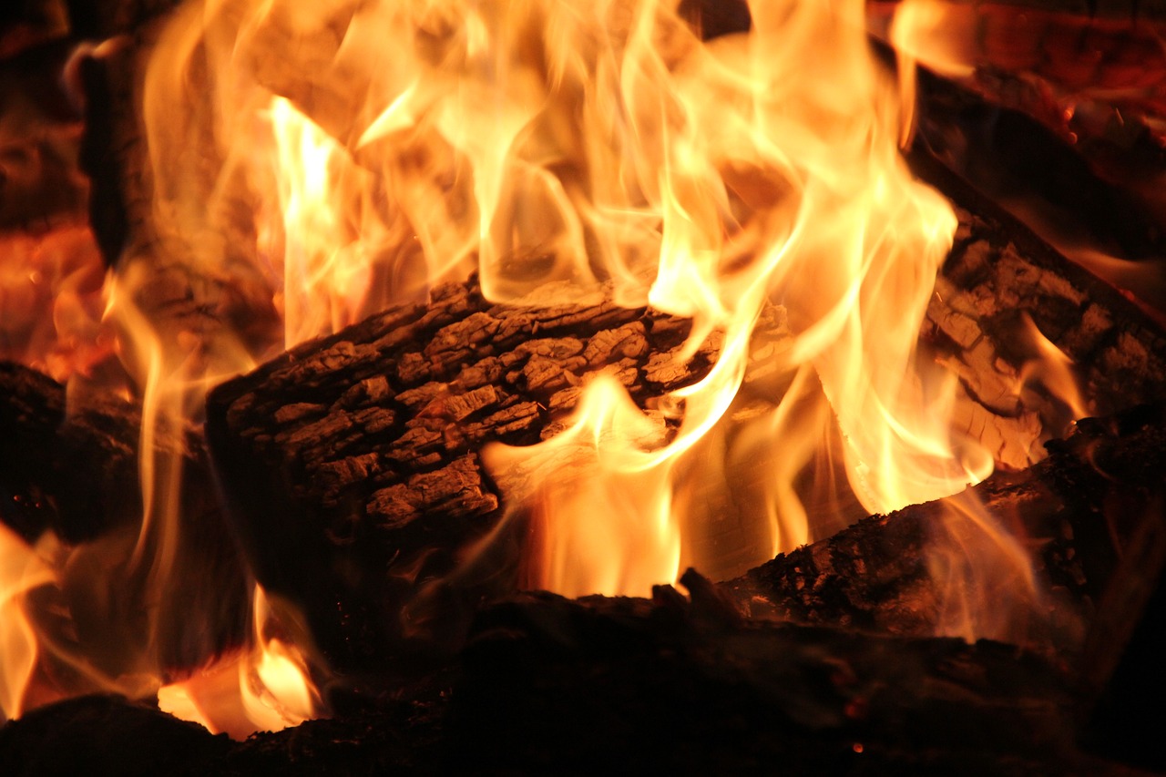 Expert Fireplace Cleaning in Keego Harbor, MI Professional Fireplace Cleaning Services In Keego Harbor Michigan
