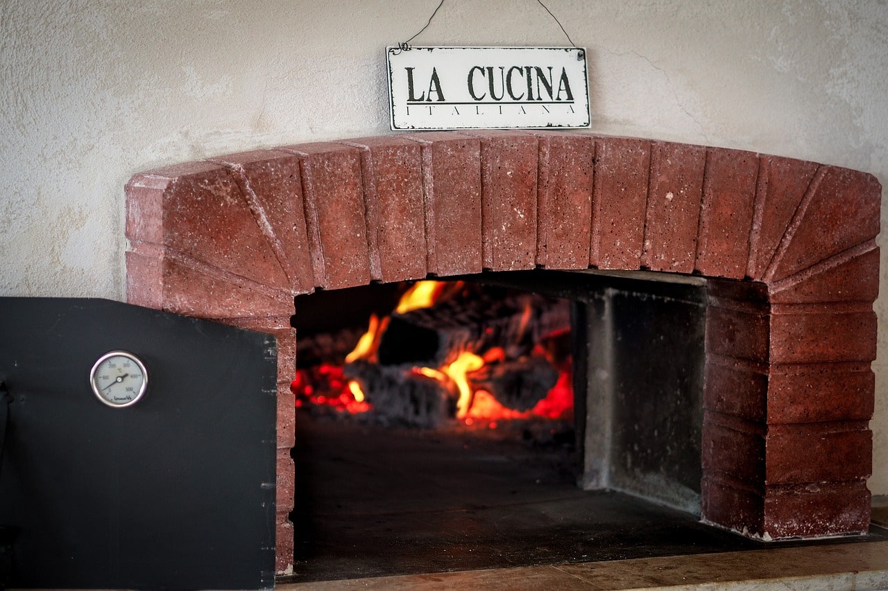 High-Quality Pizza Ovens and Grills Available in Keego Harbor, MI Premium Pizza Ovens and Grills in Keego Harbor, Michigan